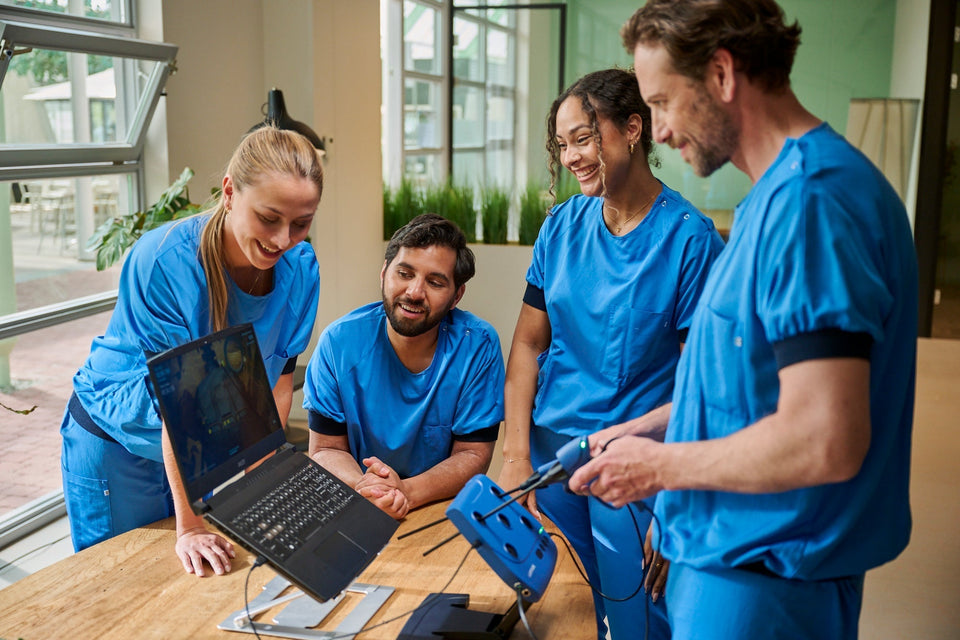 Gamified vs traditional laparoscopic surgical simulation: what actually improves skill retention?